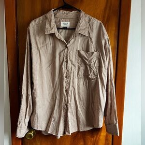 NWOT AE Perfect Button-Up Shirt, size large